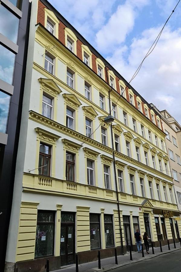 Nekazanka Studio Apartment Прага Екстер'єр фото